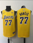 Luka Doncic LA Lakers dres