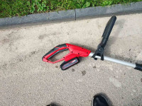 Baterijska kosilnica z nitko