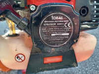 Kosilnica na nitko 1,4KM,kot nova.