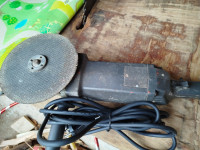 Velika kotna brusilka Black & Decker