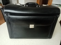 KOVČEK ZA ORODJE UGODNO