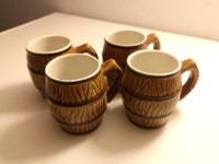 Keramični vrčki za pivo (imitacija lesenih sodčkov)