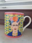 Nova skodelica s podobo Fride Kahlo