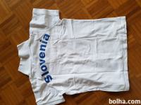 Lepa športna ženska majica z napisom Slovenija naprodaj