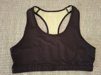 Nov športni top, vel. XS-S