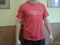 Rdeča majica izberimo rektorja