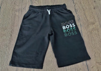 HUGO BOOS kratke hlače 15-16 let