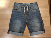 Jeans kratke hlače 146 za fanta