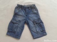 Kr.hlače jeans št.98/104 3/4 let H&M