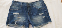 JEANS KRATKE HLAČE