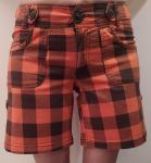 Oranžne karo kratke hlače