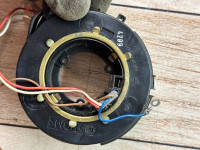 Prodam originalni airbag obroč s konektorji (številka dela: 6010937.05