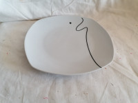 KERAMIČNI KROŽNIKI plitvi po 1 kos P19