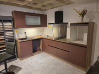 ODPRODAJA EKSPONATA (KUHINJA WIN Z APARATI)!