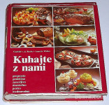 Knjiga Kuhajte z nami