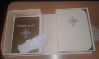 Prodam razkošno ilustrirano Biblijo