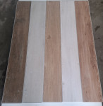 VINIL,nov,kvaliteten, zapakiran, z izolacijo. 120 m2