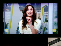 LCD TV LG 32CS460S, 32' (81 cm), 07/2012, 2xHDMI, SCART, daljinec