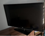 LG  47LW659S- diagonala 120 cm