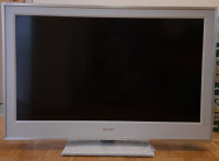 Sony TV KDL-40E4020 aluminij okvir full HD 1080p 40"inč 102cm daljinec