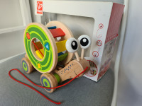 Hape potegni in vleci polž