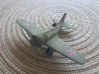 Maketa avion Polikarpov I-16 - GOTOVA MAKETA model