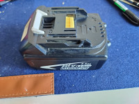 kupim defektne makita baterije 18v pokvarjene original ali ponaredek