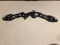 Lok Kinetic Riser Lancer v2 25’’ LH mat črn