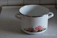 Kuhinjski lonec z motivom rož naprodaj