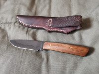 Nož bushcraft