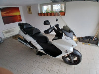 Honda Silverwing 399 cm3