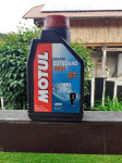 olje  MOTUL  2T