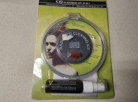 cleaning set, čistilni set za cd in dvd medije NOVO, ugodno