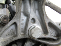 RAZLICNE KRMILNE ENOTE OEM N. 0CF300044H ORIGINAL REZERVNI DEL VOLKSWA