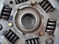 SKLOPKA OEM N. 8200660621 ORIGINAL REZERVNI DEL DACIA SANDERO / SANDER