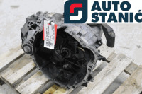 Menjalnik VOLVO V70 | OEM: 8252132 (D5244T5)