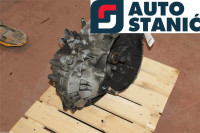 Menjalnik VOLVO V70 | OEM: 8252132 (D5244T5)