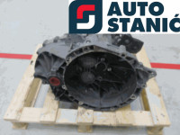 Menjalnik VOLVO C30 | OEM: 8252196 (D4204T)