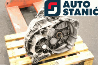 Menjalnik VOLVO S40 | OEM: 8252159 (B5254T3)