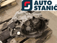 Menjalnik VOLVO V70 | OEM: 8251965, 30783235 (D5244T4)