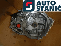 Menjalnik VOLVO V70 | OEM: 8251965 (D5244T5)