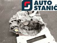 Menjalnik VOLVO V70 | OEM: 8252153, 9482432 (D5244T5)