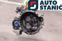 Menjalnik HYUNDAI i40 | OEM: 4300024A30 (D4FD)