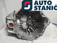 Menjalnik OPEL VIVARO (M73) | OEM: 95522481 (R9M-452)