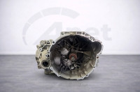 MENJALNIK RENAULT TWINGO / 1.2 / 16V 2009 8252103
