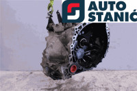 Menjalnik TOYOTA AURIS | OEM: 3030012B30 (1AD-FTV)