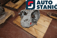 Menjalnik TOYOTA YARIS XP130 | OEM: 303000D210 (1NR-FE)