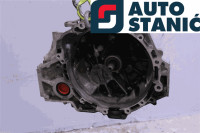 Menjalnik TOYOTA YARIS XP130 | OEM: 303000D210 (1NR-FE)