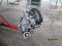 ROCNI MENJALNIK OEM N. 39616P082AA ORIGINAL REZERVNI DEL FORD FIESTA J