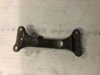 serija 1 3 x1 e87 e90 nosilec menjalnika BMW za menjalnik 6778058